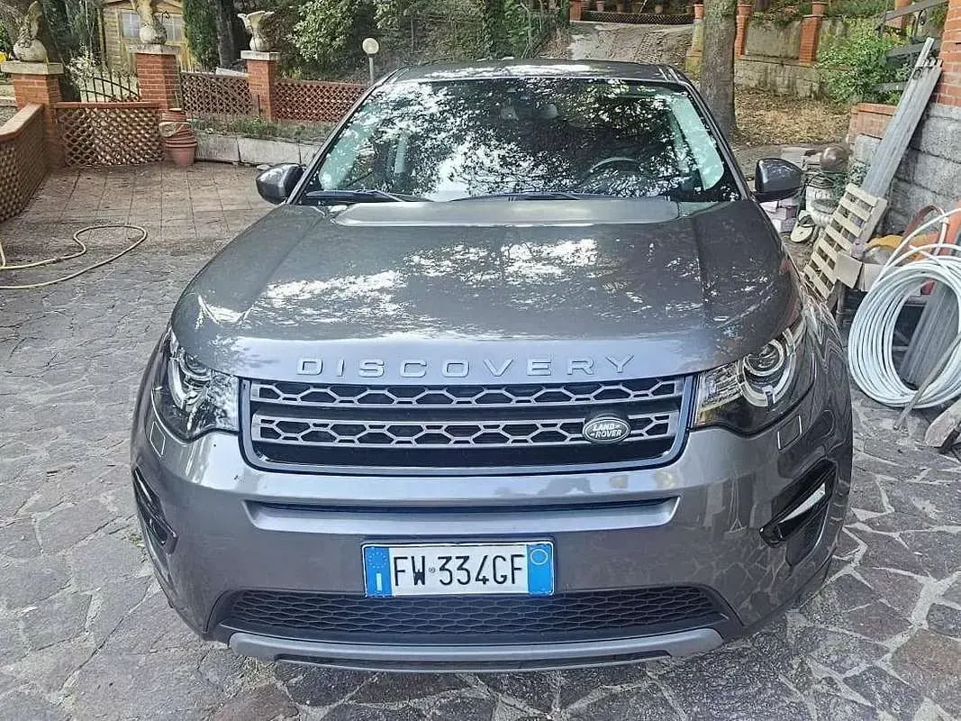 Usata Land Rover Discovery Sport HSE Luxury 150 CV (110 kW) 2019 Grigio SUV