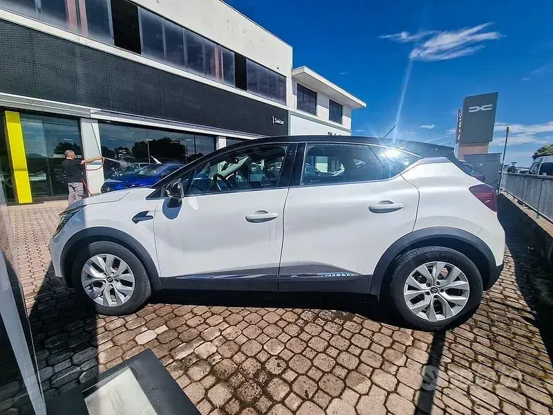 Usata Renault Captur 116 CV (85 kW) 2020 Bianco SUV