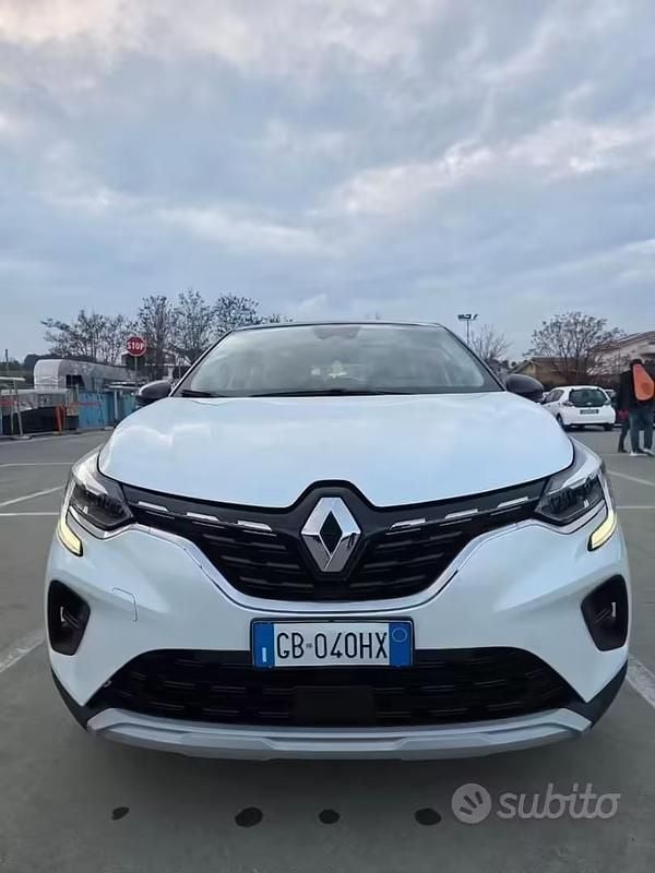 Usata Renault Captur Intens 101 CV (74 kW) 2020 Bianco SUV