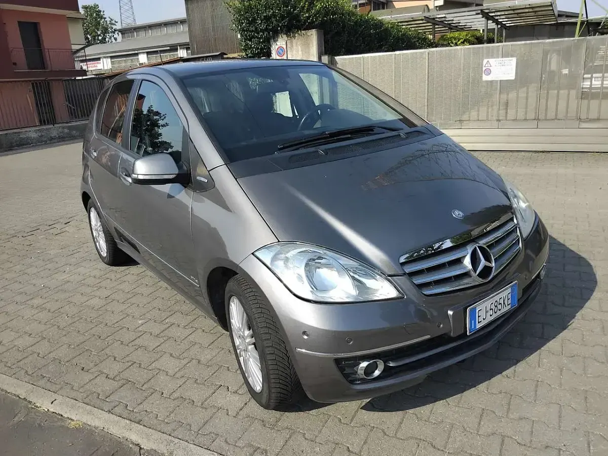 Usata Mercedes A160 Elegance 95 CV (69 kW) 2010 Other Monovolume