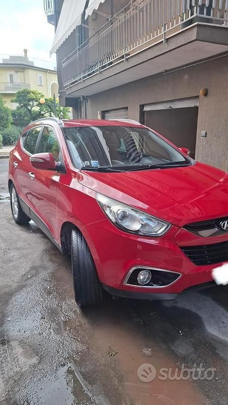 Usata Hyundai ix35 Style 116 CV (85 kW) 2012 Rosso SUV