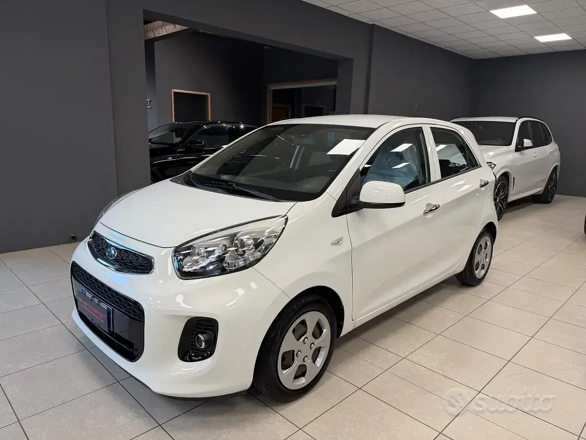 Usado Kia Picanto 67 CV (49 kW) 2017 Blanco Utilitario