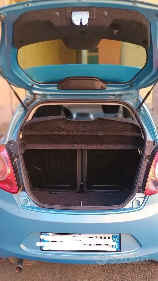 Usata Ford Ka 69 CV (50 kW) 2013 Blu Utilitaria