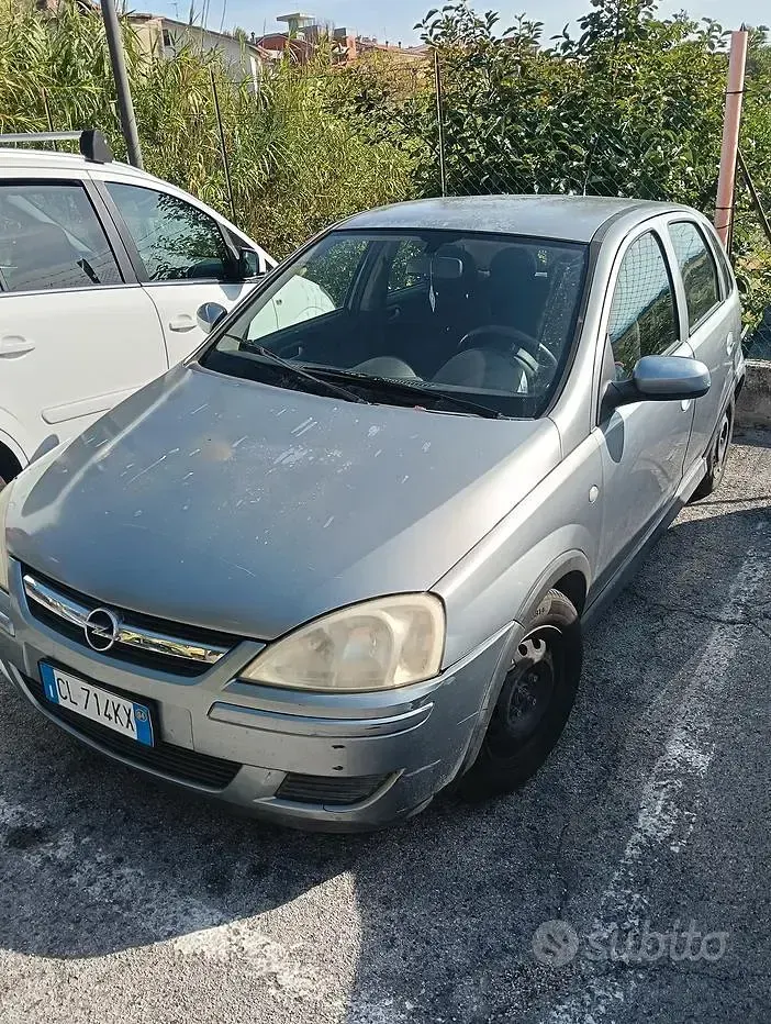 Usata Opel Corsa 69 CV (50 kW) 2004 Grigio Utilitaria