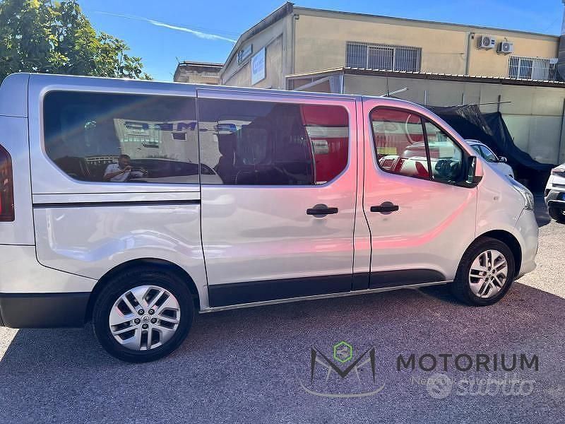 Usata Renault Trafic Intens 120 CV (88 kW) 2019 Grigio Monovolume