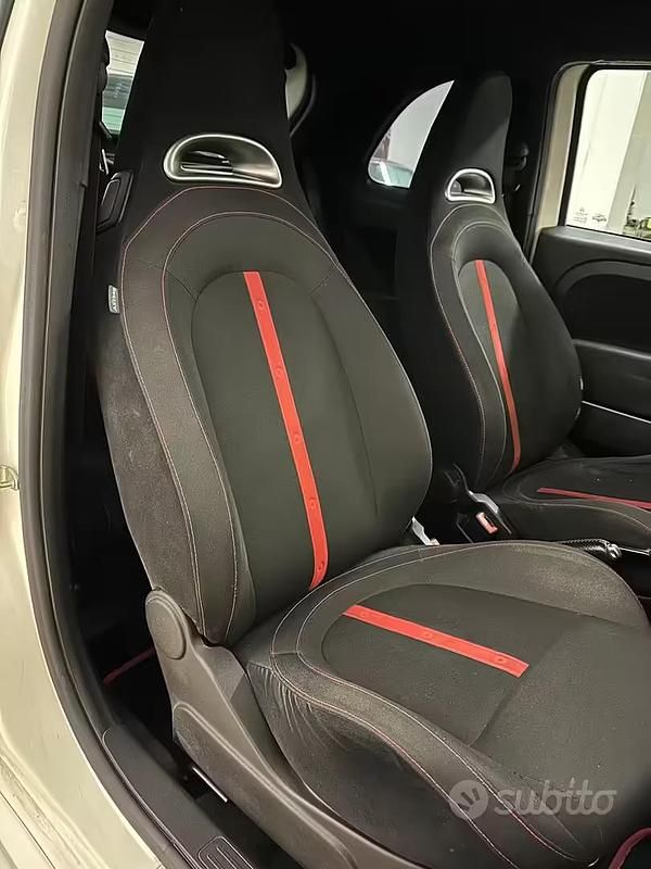 Usata Abarth 500 135 CV (99 kW) 2012 Bianco Coupé