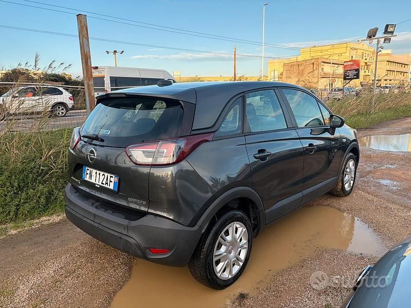 Usata Opel Crossland X 99 CV (72 kW) 2018 Grigio SUV