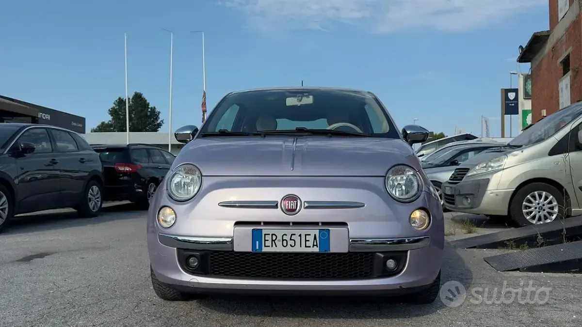 Usata Fiat 500 Lounge 69 CV (50 kW) 2013 Viola Berlina