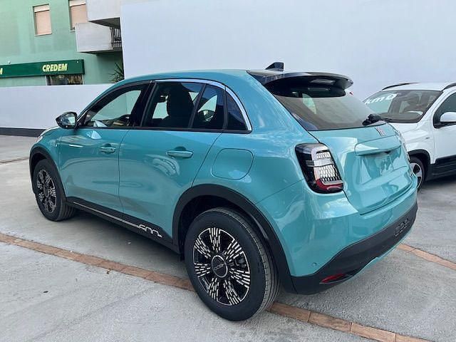 Nuova Fiat 600 Style 136 CV (100 kW) 2025 Verde SUV