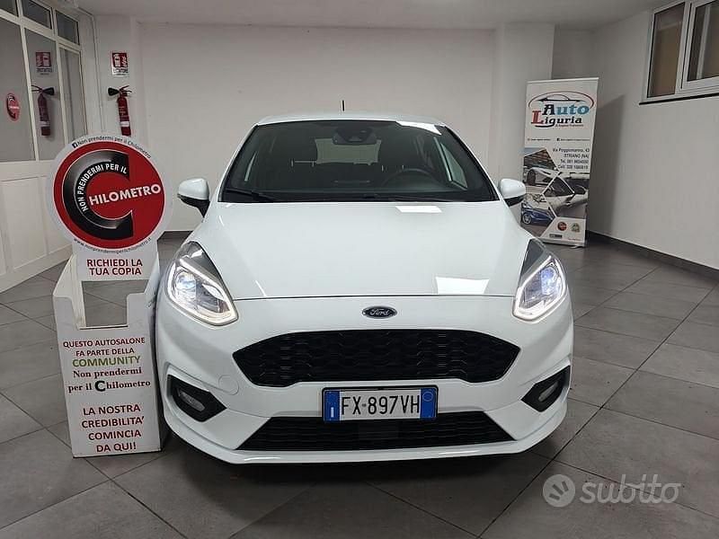 Usata Ford Fiesta ST-Line 86 CV (63 kW) 2019 Bianco Berlina