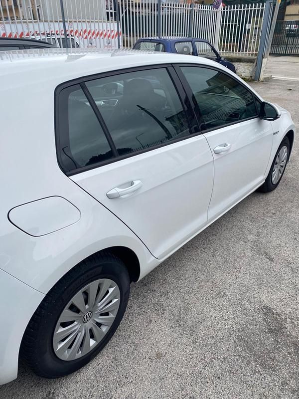 Usata VW Golf VII 110 CV (80 kW) 2017 Bianco Berlina