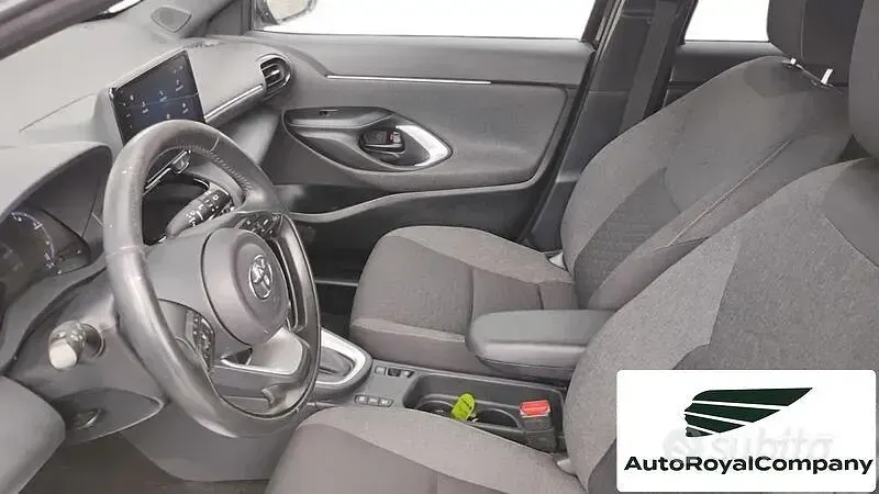 Usata Toyota Yaris Cross Trend 116 CV (85 kW) 2022 Nero SUV