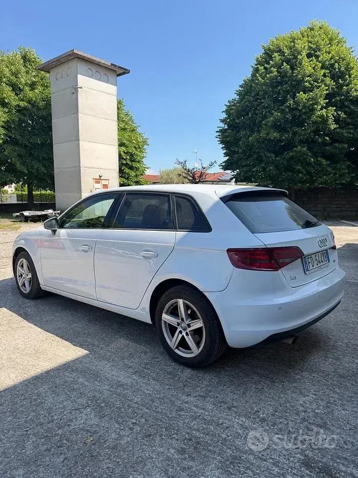 Usata Audi A3 Ambition 110 CV (80 kW) 2016 Bianco Berlina