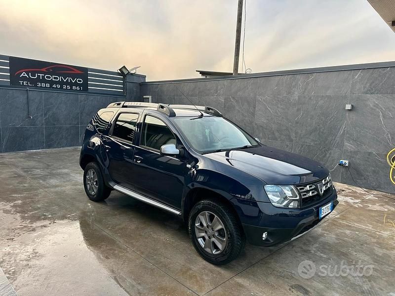 Usata Dacia Duster Lauréate 110 CV (80 kW) 2014 Blu Station wagon