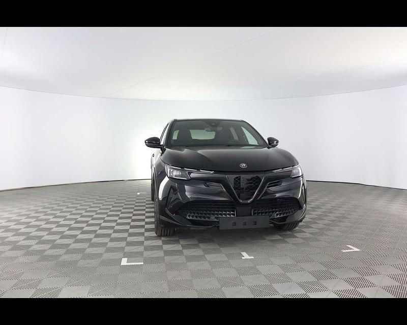 Nuova Alfa Romeo Junior Edizione Speciale 61 kW (84 CV) 2026 Nero tortona SUV