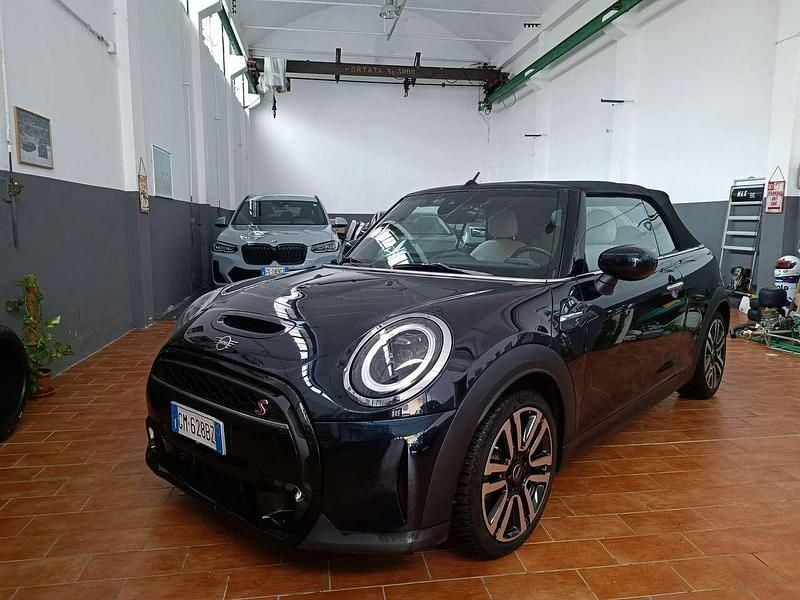 Enigmatic black metallic Usata 2023 Mini Cooper S Cabriolet Cabrio | 27.900 € (Ottimo prezzo) - Immagine 1/4