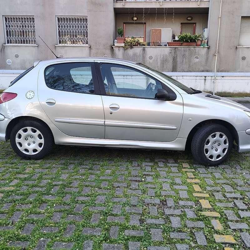 Usata Peugeot 206 75 CV (55 kW) 2006 Berlina