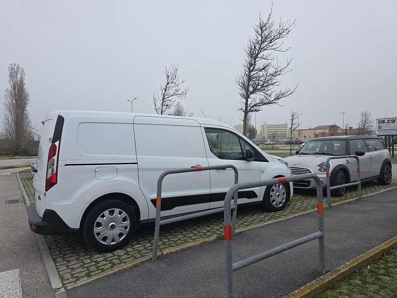Usata Ford Tourneo Connect 120 CV (88 kW) 2020 Monovolume