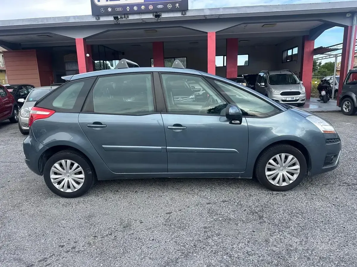 Usata Citroën C4 Exclusive 109 CV (80 kW) 2008 Blu Berlina