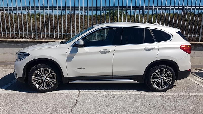 Usata BMW X1 Efficient Dynamics 150 CV (110 kW) 2016 Bianco SUV