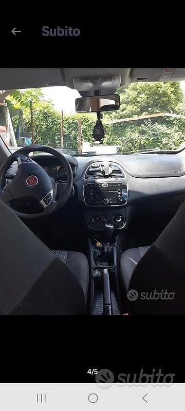 Usata Fiat Punto Evo 95 CV (69 kW) 2011 Grigio Utilitaria