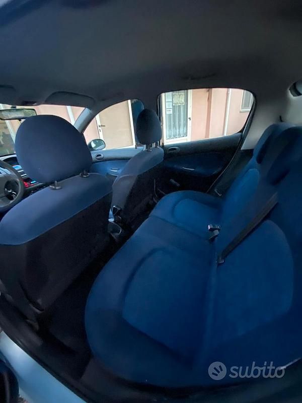 Usata Peugeot 206 60 CV (44 kW) 2002 Grigio Berlina
