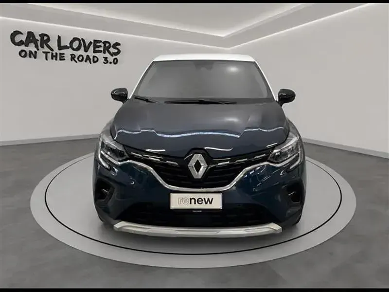 Usata Renault Captur Techno 145 CV (106 kW) 2023 Blu scuro SUV