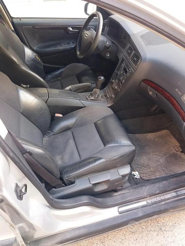 Usata Volvo S60 131 CV (96 kW) 2002 Berlina