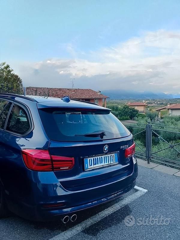 Usata BMW 320 163 CV (119 kW) 2018 Blu Berlina