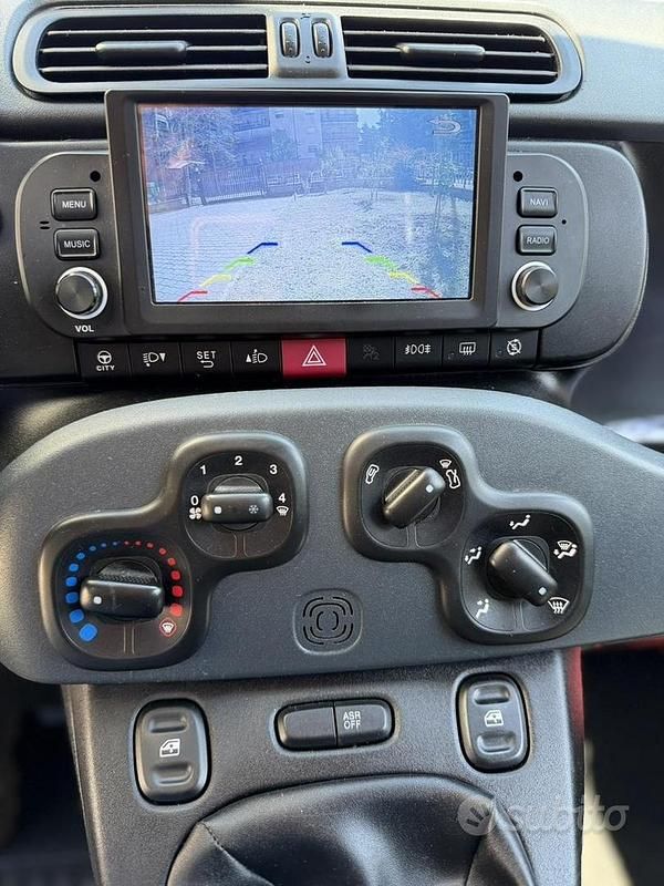 Usata Fiat Panda Pop 80 CV (58 kW) 2018 Bianco Utilitaria