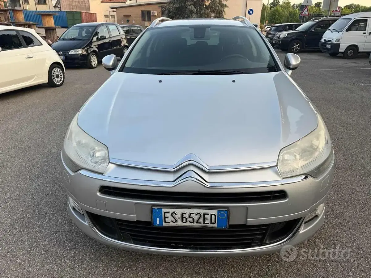 Usata Citroën C5 Exclusive 140 CV (102 kW) 2013 Grigio Station wagon