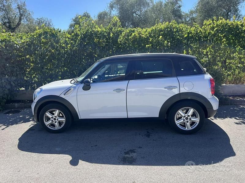 Usata Mini Cooper 111 CV (81 kW) 2012 Bianco Utilitaria