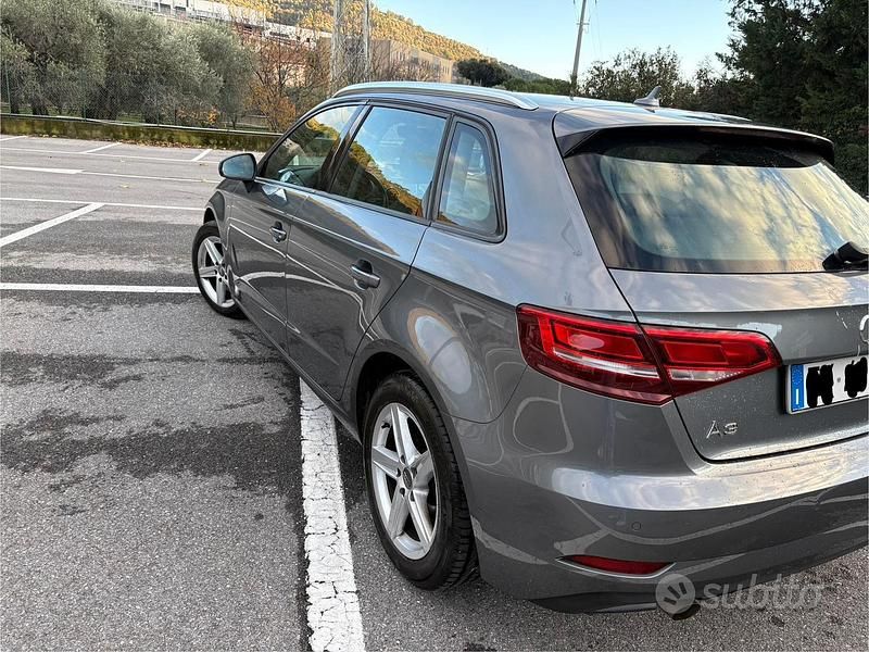 Usata Audi A3 Ambiente 116 CV (85 kW) 2017 Grigio Berlina