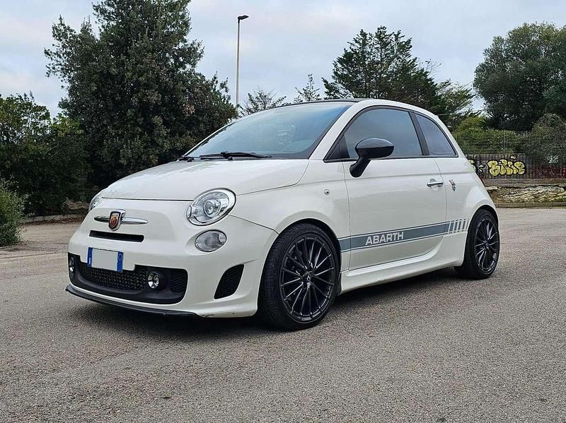 Usata Abarth 500C 140 CV (102 kW) 2011 Bianco Cabrio