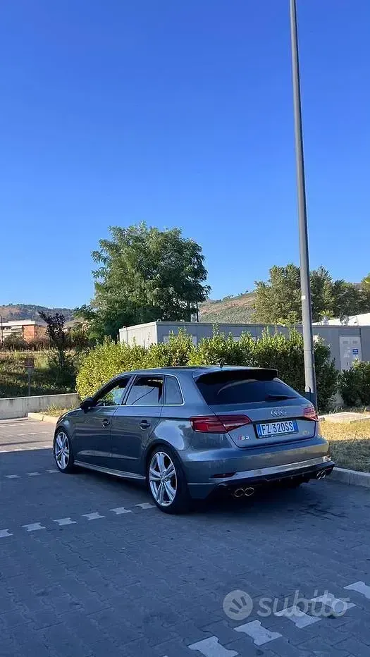 Usata Audi A3 S-Line 150 CV (110 kW) 2019 Bluazzurro Berlina