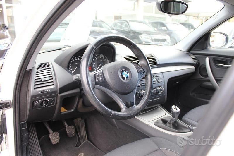 Usata BMW 116 Efficient Dynamics 116 CV (85 kW) 2010 Bianco Utilitaria
