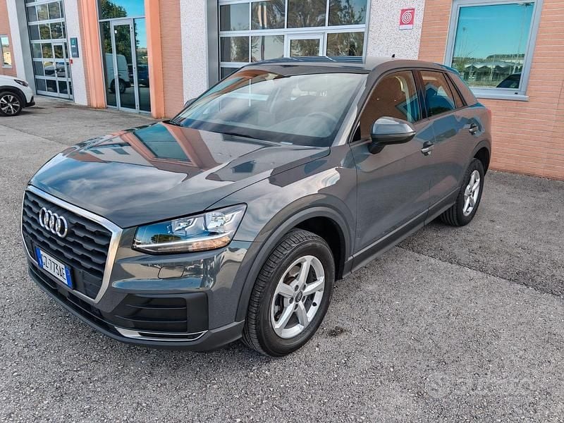 Usata Audi Q2 115 CV (84 kW) 2020 Grigio SUV
