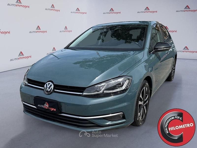 Grigio Usata 2019 VW Golf VII Highline Tre volumi | 15.500 € (Buon prezzo) - Immagine 1/4