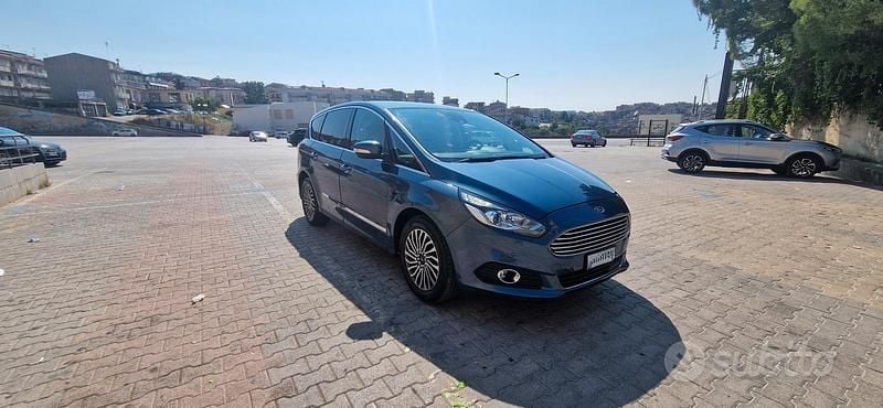 Usata Ford S-MAX S 150 CV (110 kW) 2018 Blu Monovolume