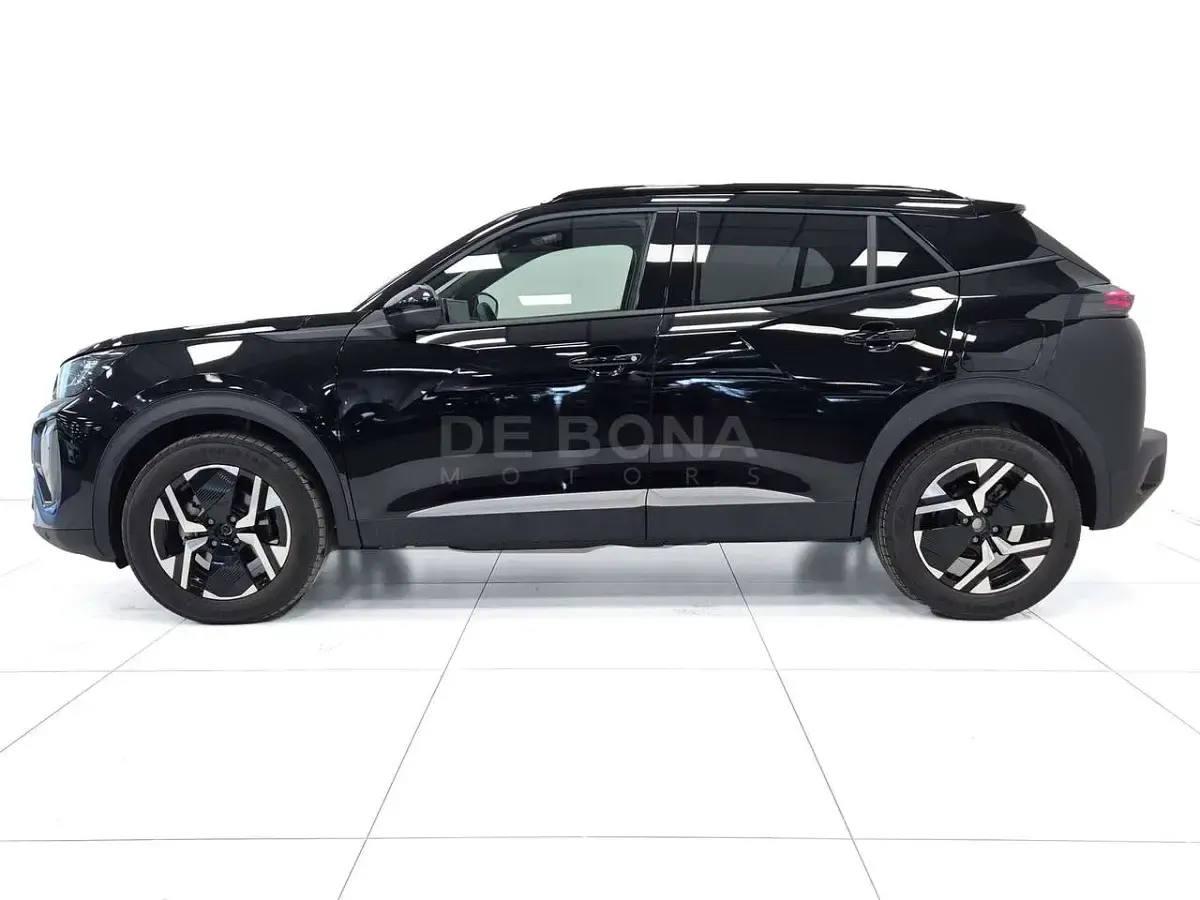 Nuova Peugeot 2008 Allure 101 CV (74 kW) 2026 Nero perla SUV