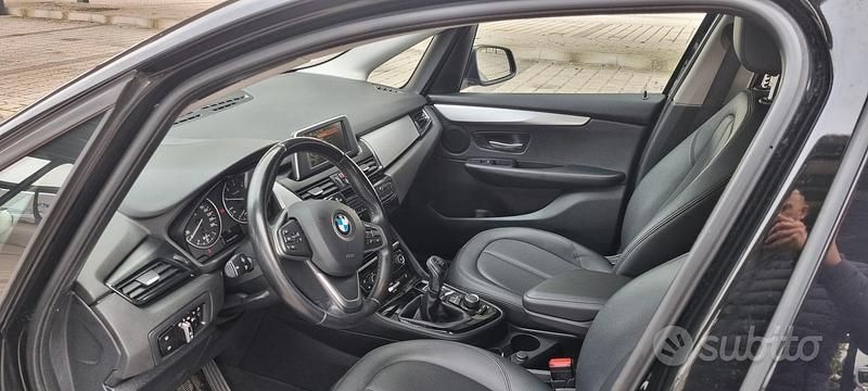 Usata BMW 216 Advantage 115 CV (84 kW) 2015 Nero Monovolume