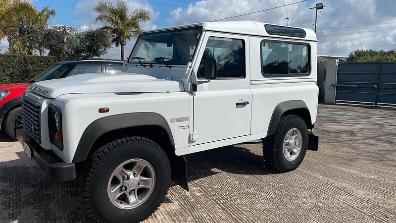 Usata Land Rover Defender 2010 Bianco SUV