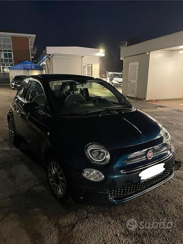 Usata Fiat 500 Lounge 69 CV (50 kW) 2018 Blu/azzurro Utilitaria