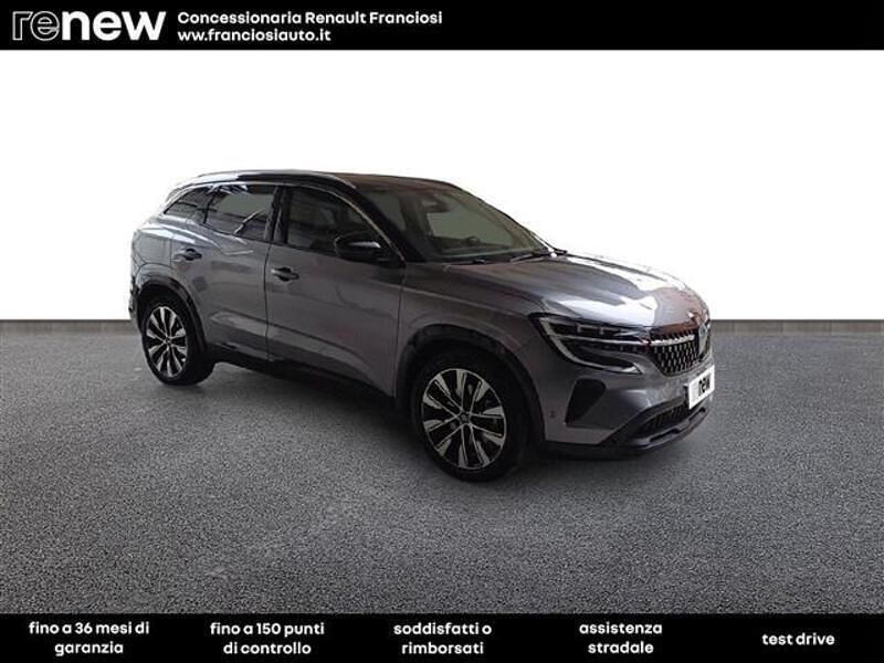 Usata Renault Austral Techno 131 CV (96 kW) 2023 Grigio scuro SUV