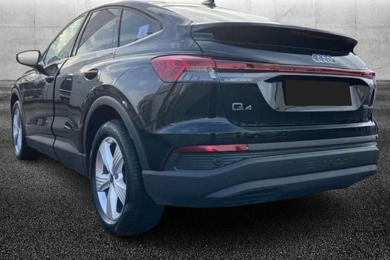 Usata Audi Q4 e-tron Business 69 kW (95 CV) 2022 Nero SUV