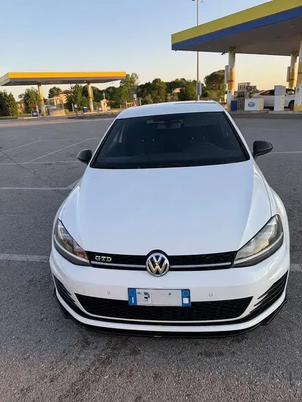 Usata VW Golf VII GTD 184 CV (135 kW) 2014