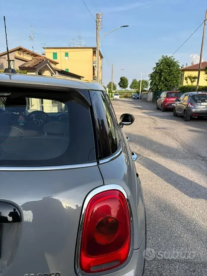 Usata Mini Cooper 2018 Grigio Utilitaria