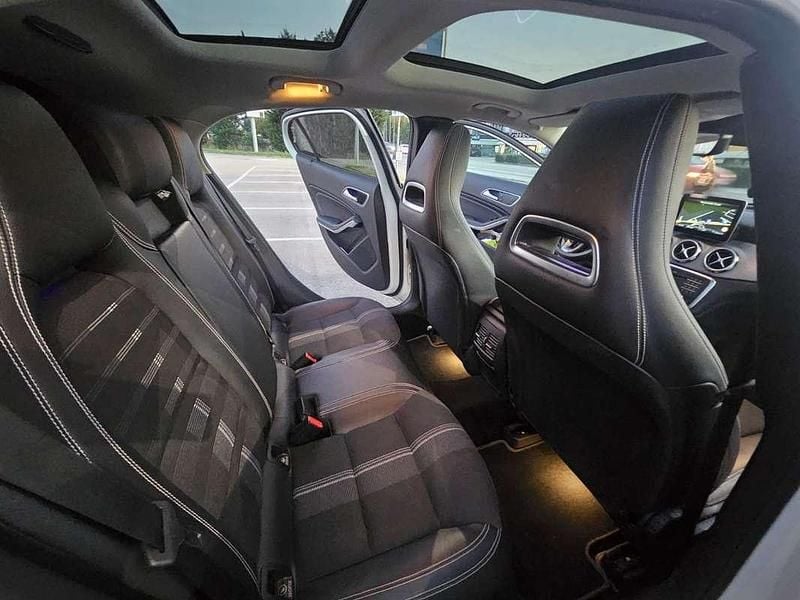 Usata Mercedes GLA200 AMG line 136 CV (100 kW) 2017 SUV