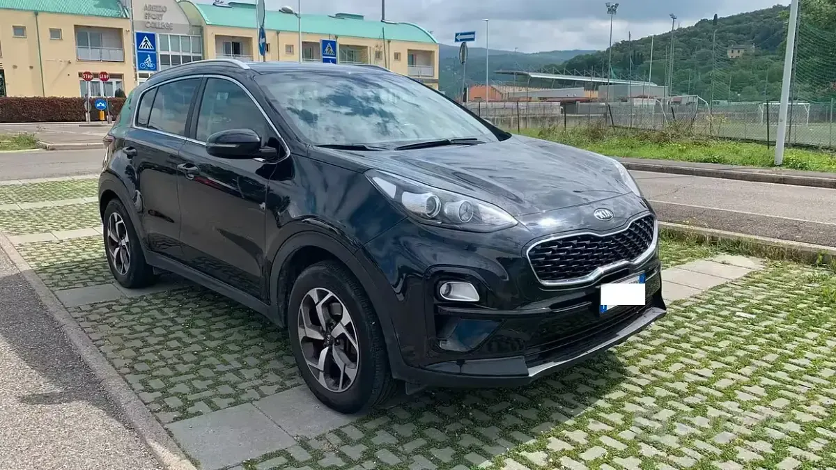 Usata Kia Sportage 115 CV (84 kW) 2020 Nero SUV