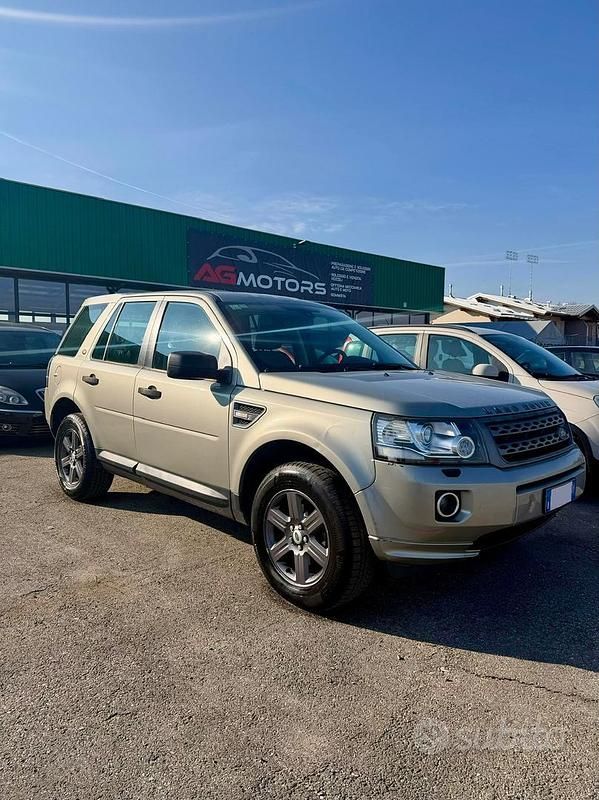 Usata Land Rover Freelander 2 HSE 150 CV (110 kW) 2014 Grigio SUV